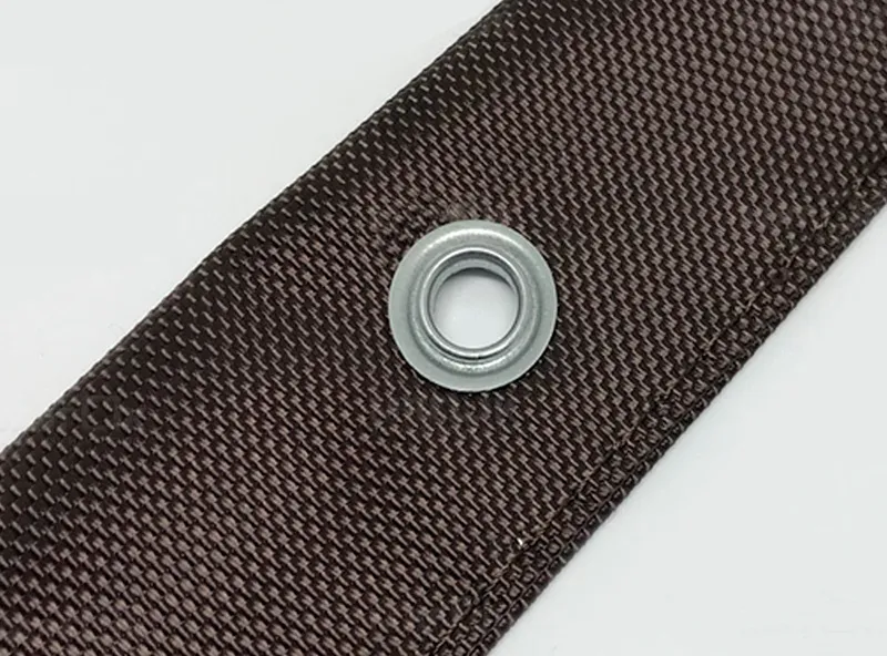 Кровельные саморезы по периметру. Несъемная конструкция